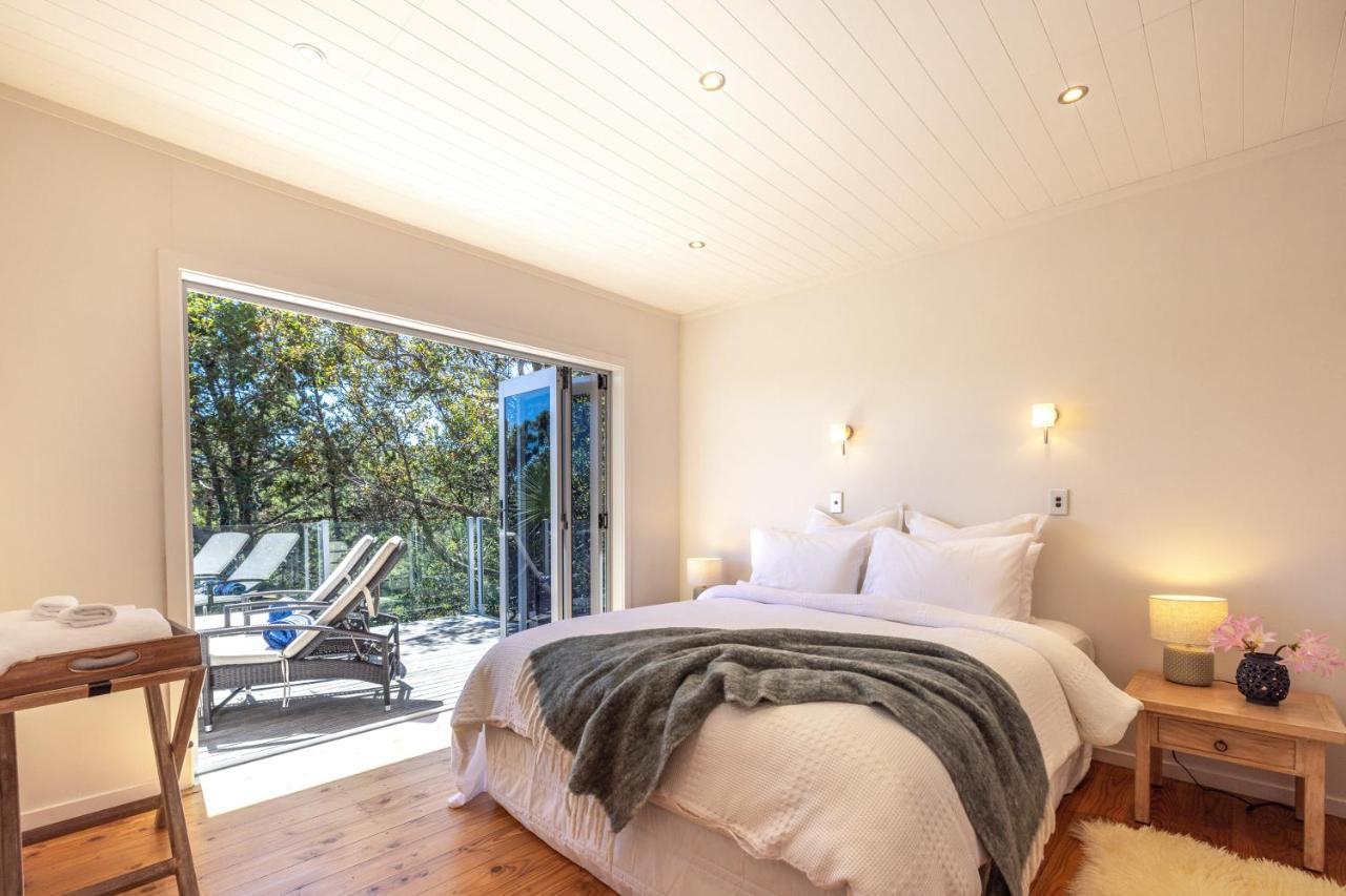 Tawa Cottage - Coast & Country Oneroa Exteriör bild