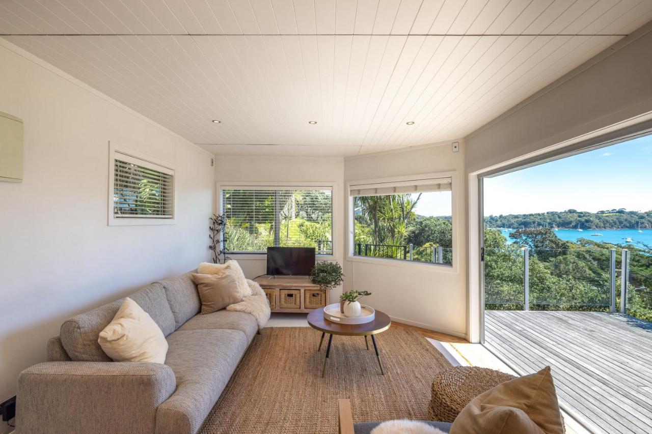 Tawa Cottage - Coast & Country Oneroa Exteriör bild