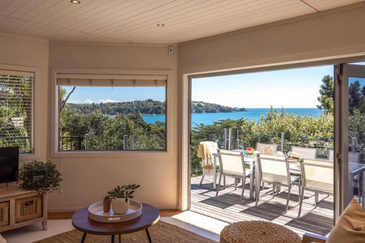Tawa Cottage - Coast & Country Oneroa Exteriör bild