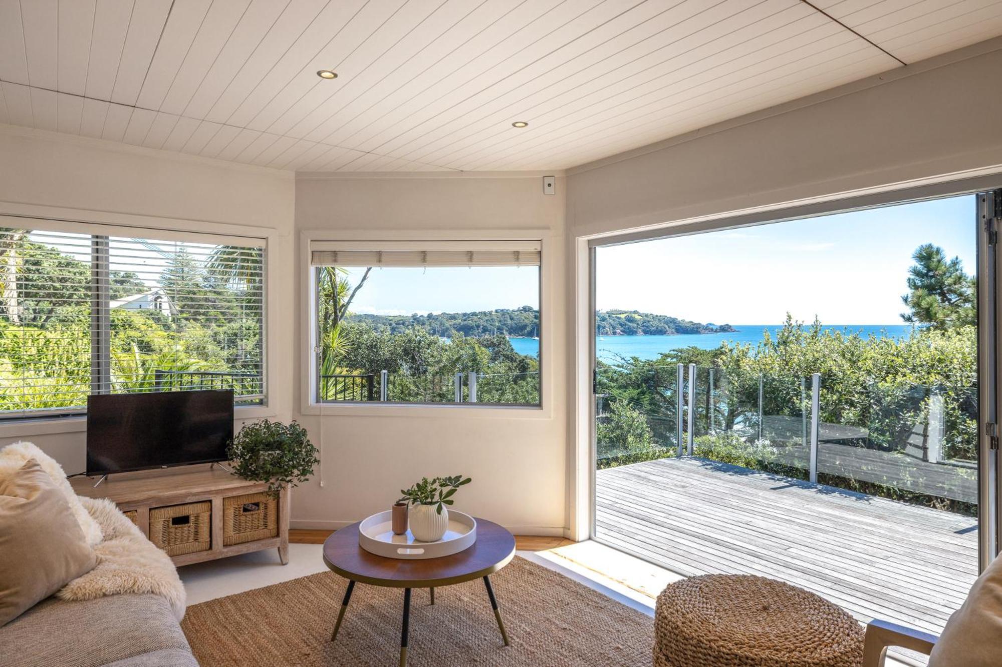 Tawa Cottage - Coast & Country Oneroa Exteriör bild